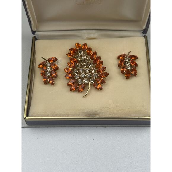 B. David Vintage Brooch & Clip On Earrings Orange Rhinestone Original Box - Picture 5 of 6